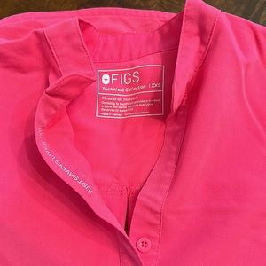Figs set hot pink scrubs